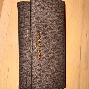 Michael Kors Signature Brown Wallet